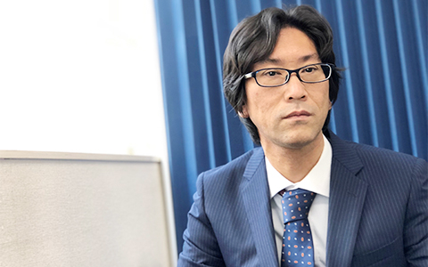 代表 林 康司